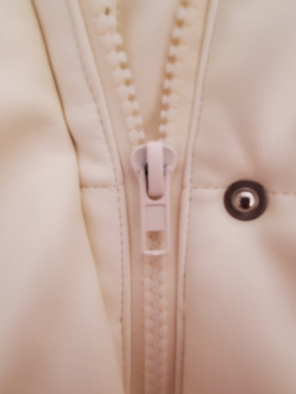 Cream Cropped Puffer Jacket - Picture 8 of 9